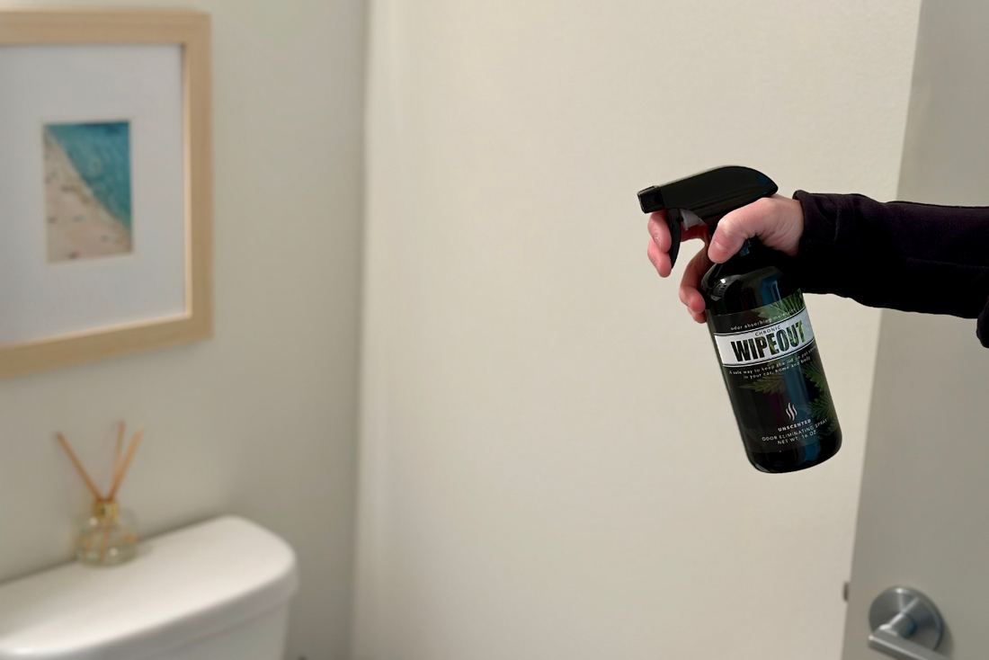 Bathroom smoke smell eliminating spray